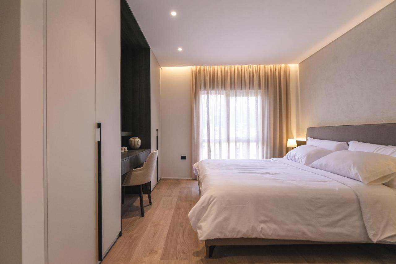Two Steps Apartments Tirana Exterior foto