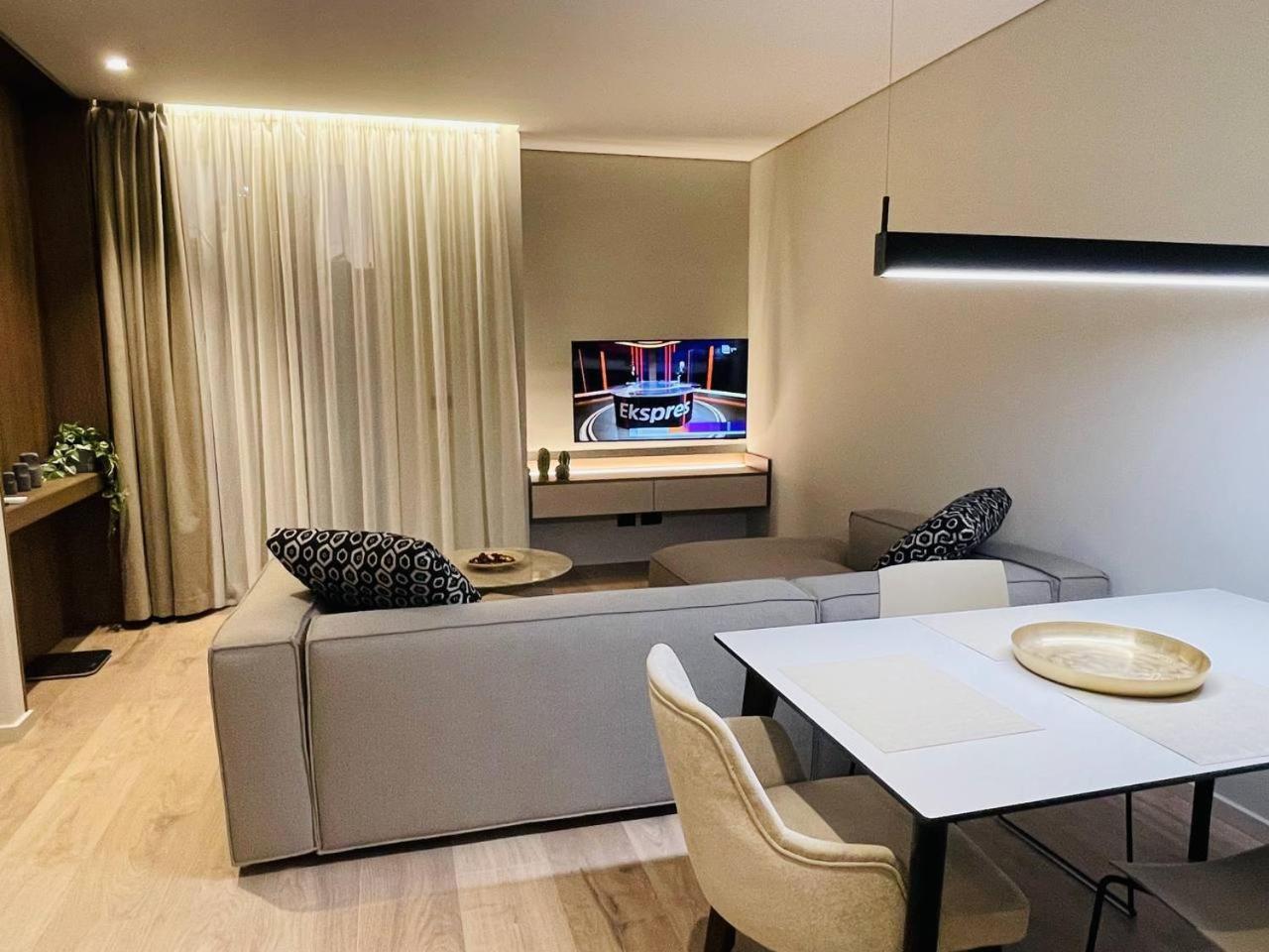 Two Steps Apartments Tirana Exterior foto
