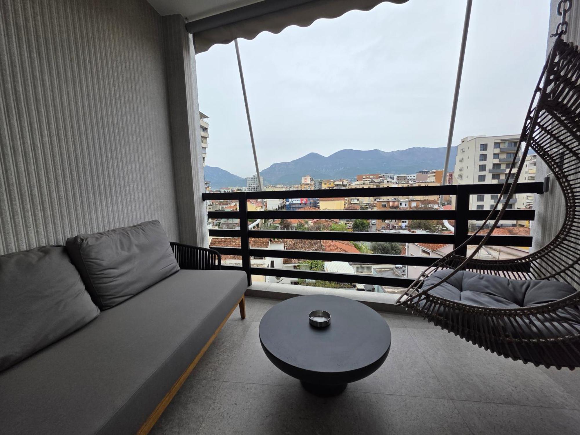 Two Steps Apartments Tirana Exterior foto