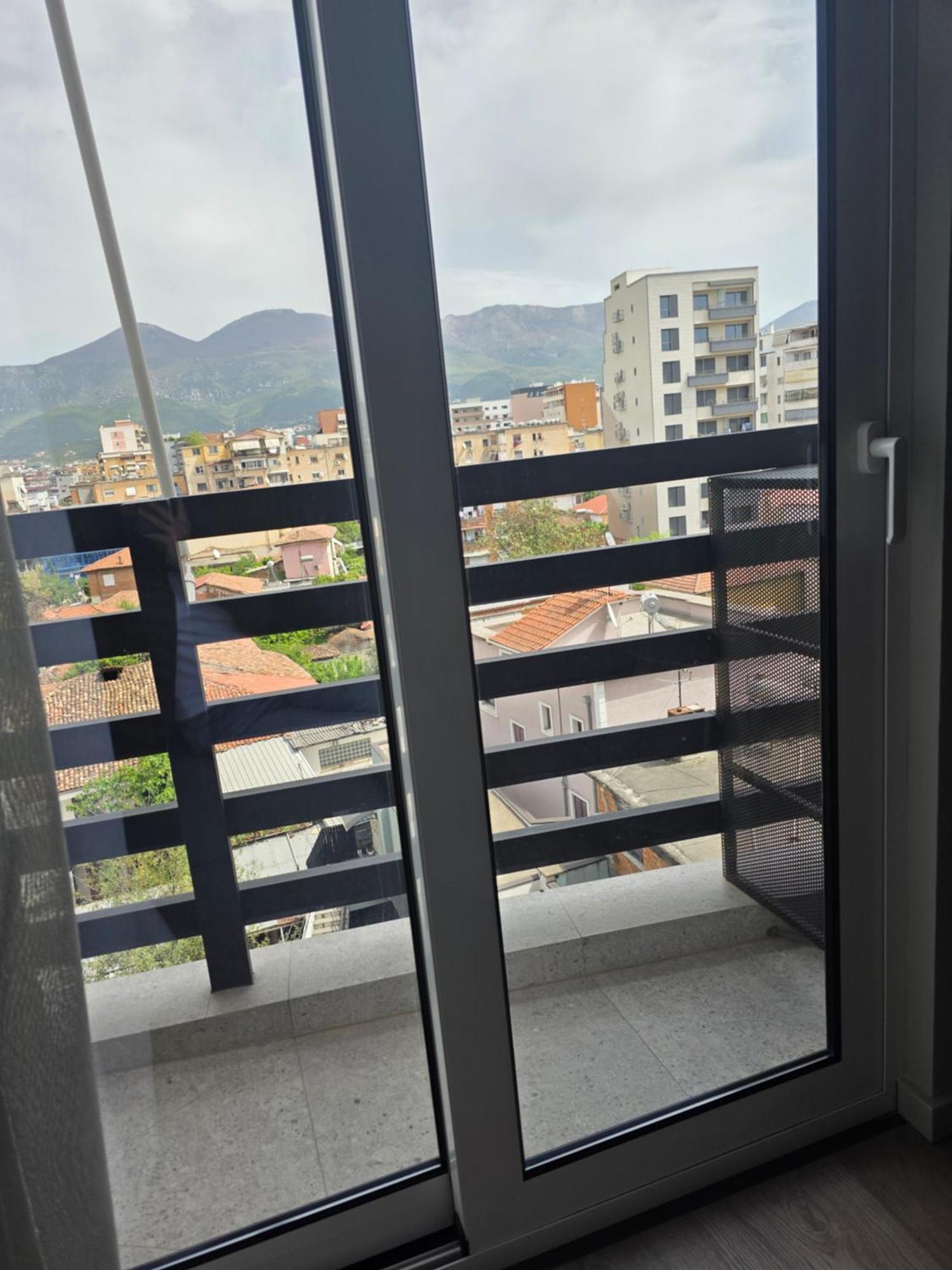 Two Steps Apartments Tirana Exterior foto
